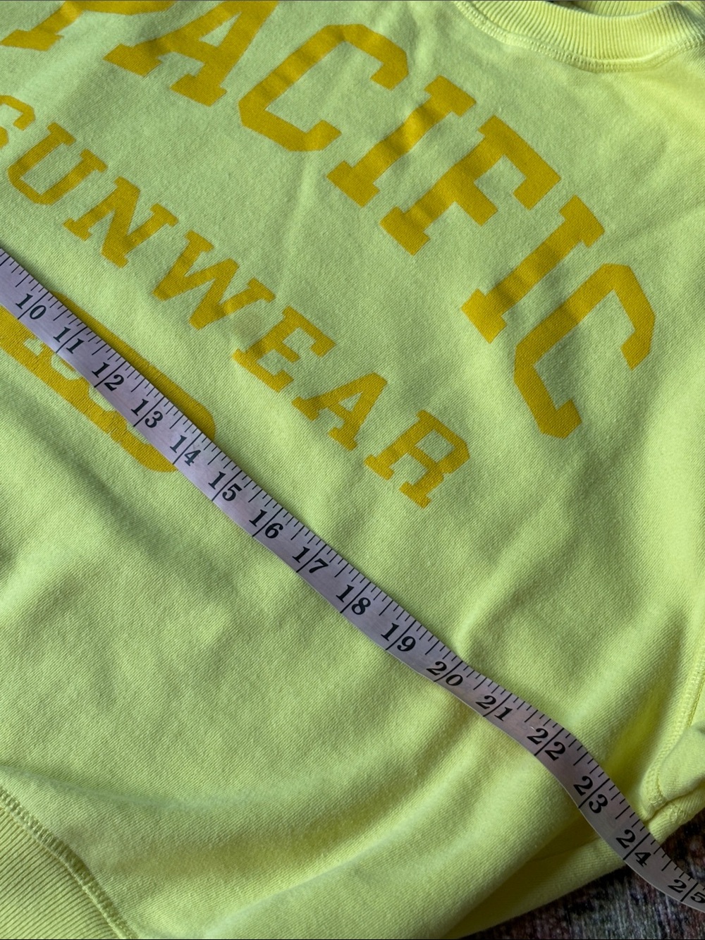 PacSun Yellow Crewneck Sweatshirt with Front Graphic - Picture 4 of 7